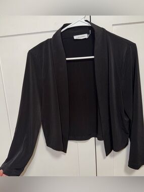 Calvin Klein Black Open-Front Cropped Blazer. Size- M